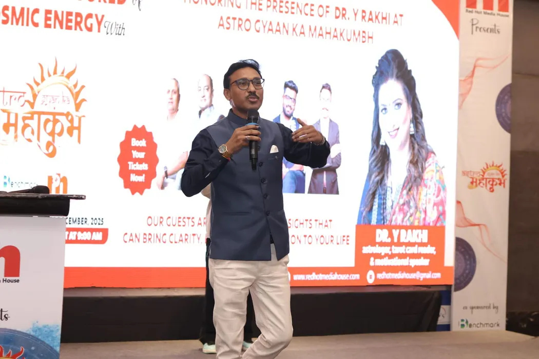 Speaking at Astro Gyaan Ka Mahakumbh